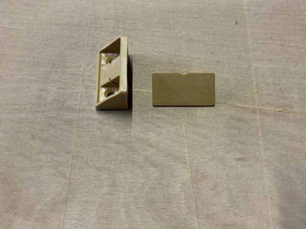 Beige corner fixing block - Image 2